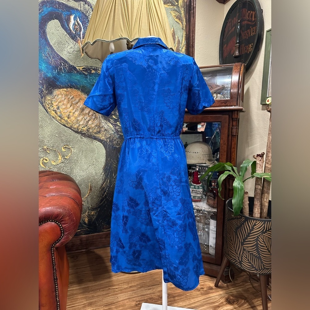 Vintage 80s Royal Blue Floral Jacquard Midi Dress Short Sleeve Retro Minimalist - Picture 7 of 9